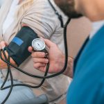 Kas izraisa augstu asinsspiedienu: kardiologi ir nosaukuši 8 cēloņus Kas izraisa augstu asinsspiedienu: kardiologi ir nosaukuši 8 cēloņus